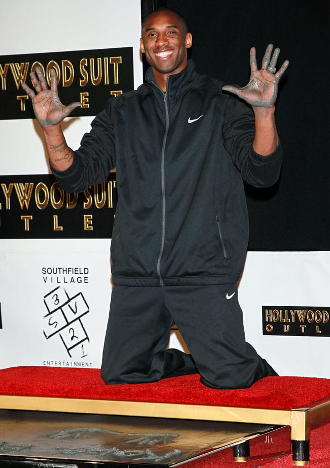 2011-Kobe-Bryant-Grauman's-Chinese-.jpg